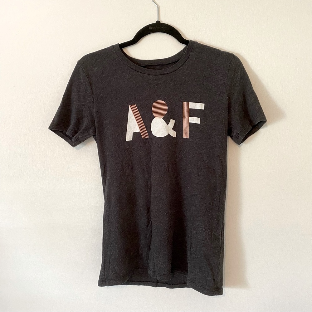 Abercrombie & Fitch Graphic Short Sleeve Tee